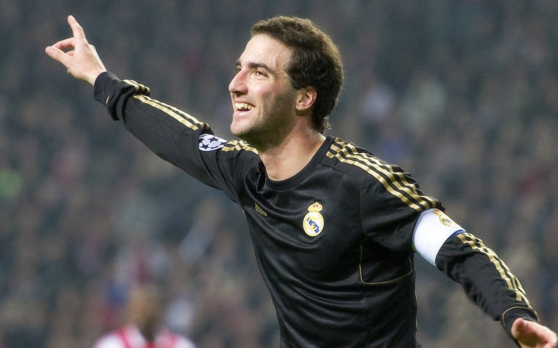 米兰体育在线登录-《FIFA》eSports线上联赛全面展开，玩家热情高涨，fifa2021在线模式